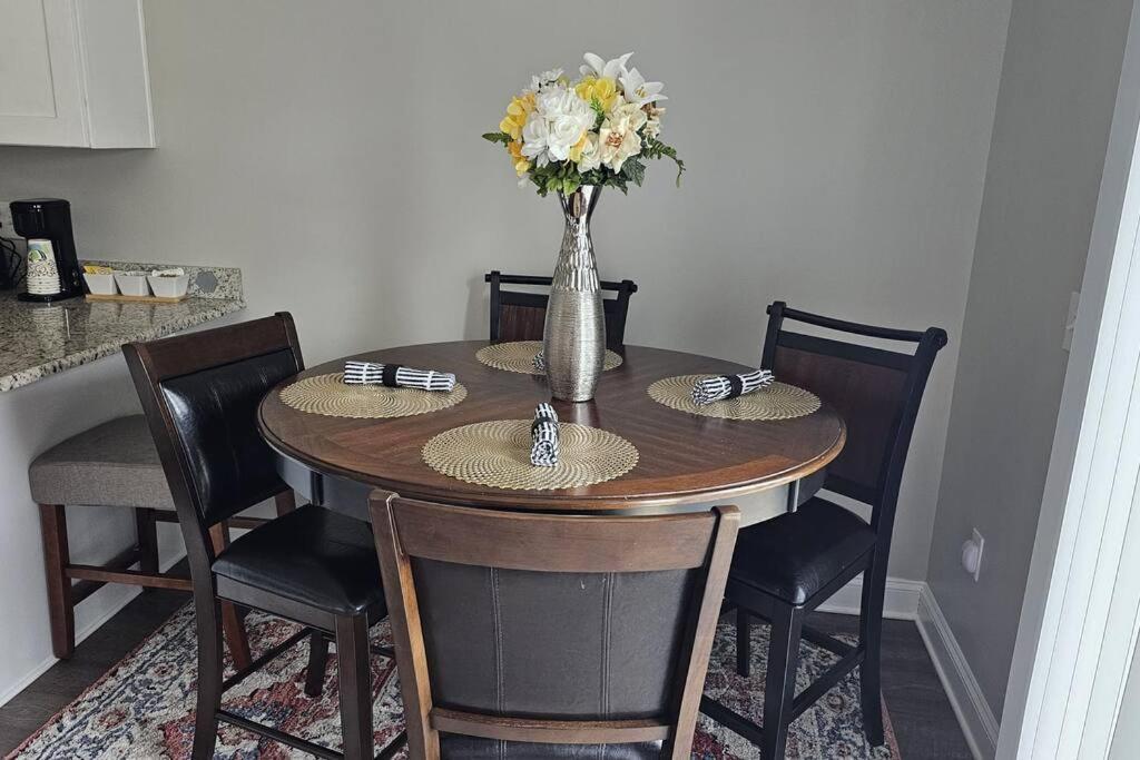 콩코드 Charming & Spacious 3Br House 빌라 외부 사진
